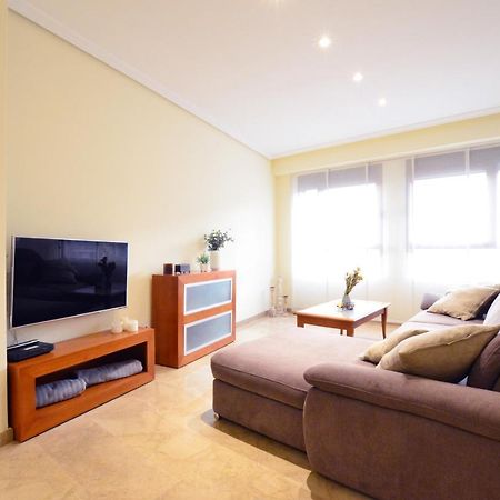City Center Apartment Валенсія Екстер'єр фото