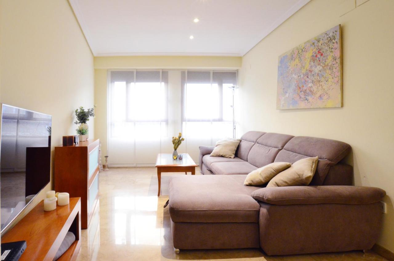 City Center Apartment Валенсія Екстер'єр фото