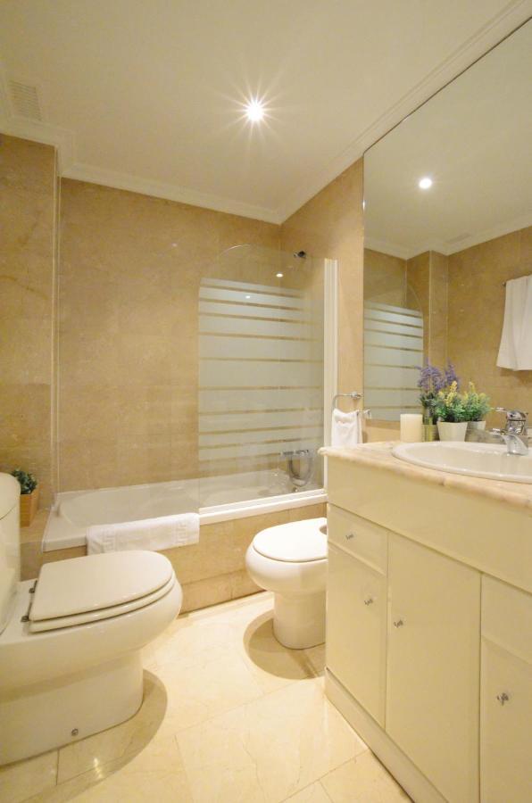 City Center Apartment Валенсія Екстер'єр фото