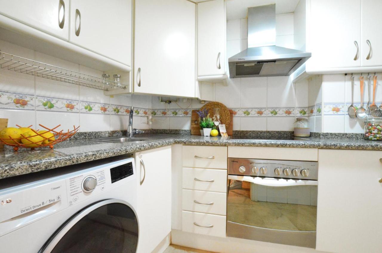 City Center Apartment Валенсія Екстер'єр фото